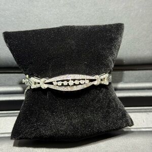 Vintage 14KWG Diamond bangle bracelet.
